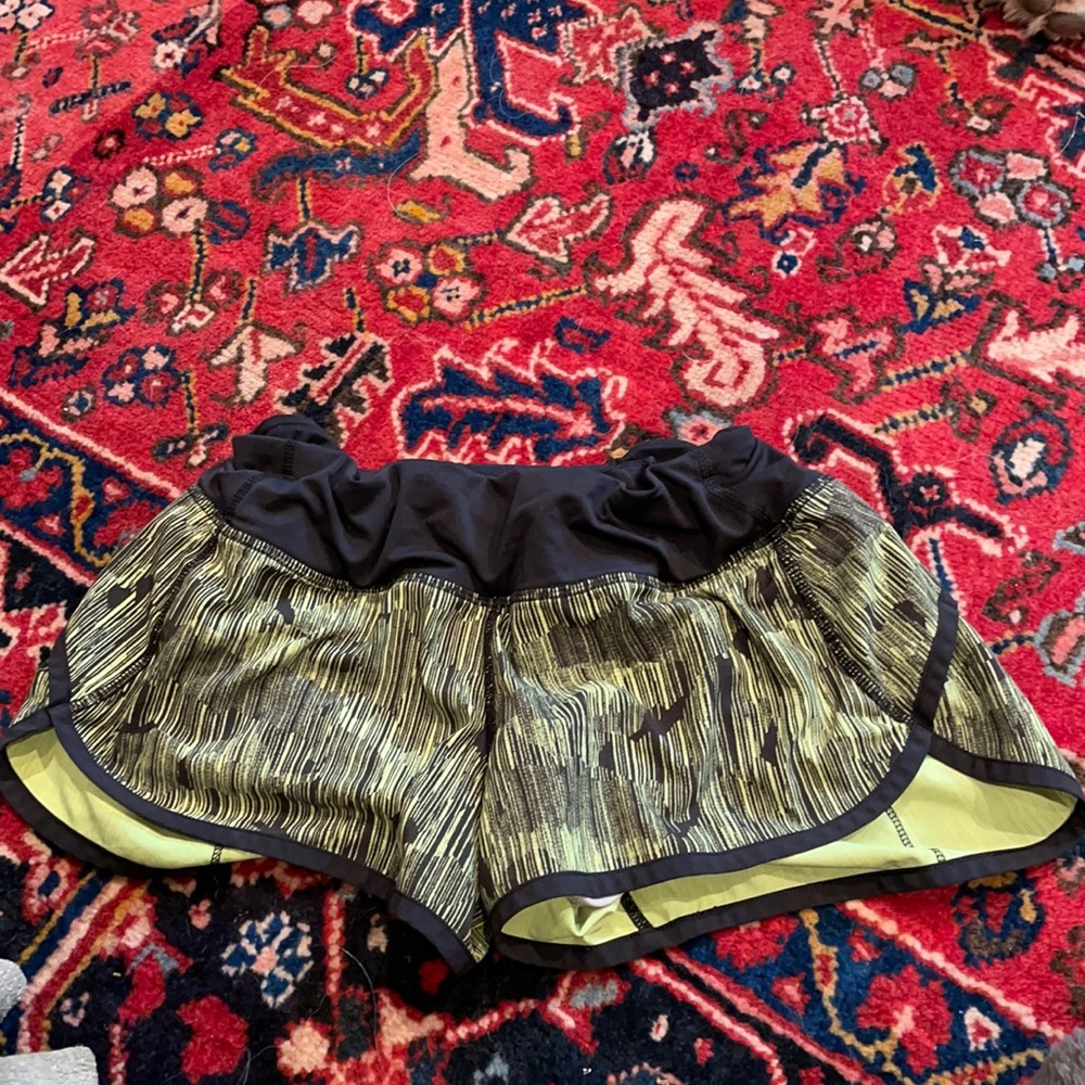 Lululemon Shorts!! Size 6